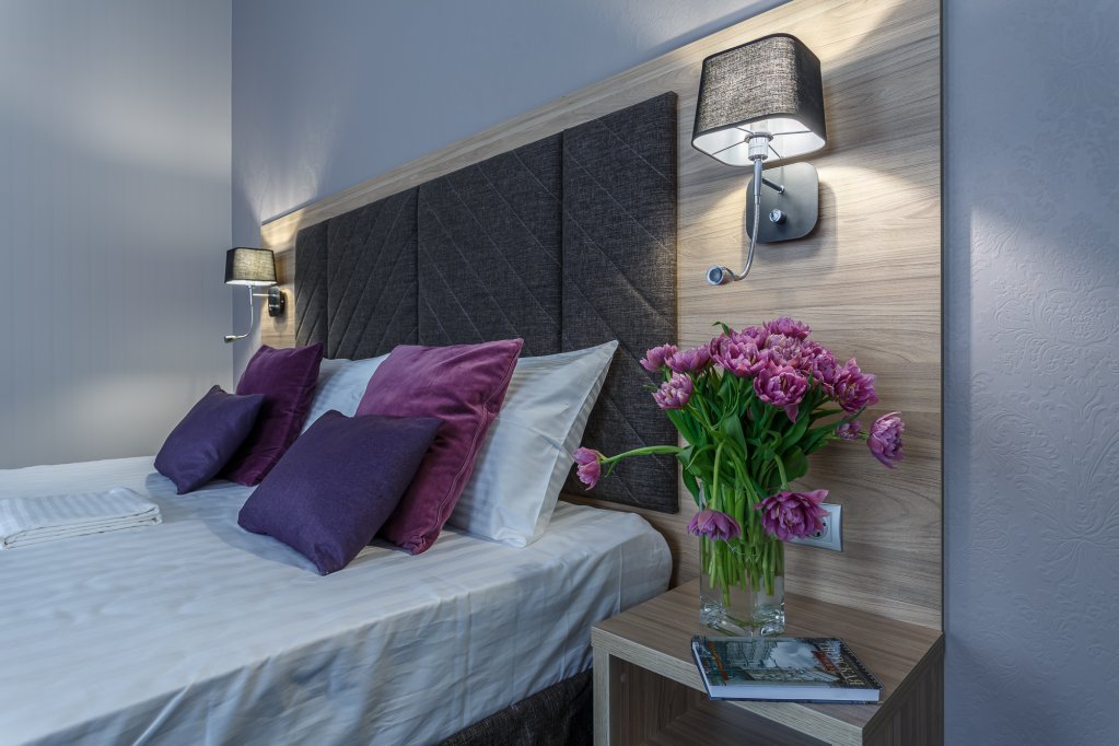 Фото Издатель