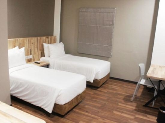 Фото All Nite And Day Veteran