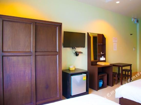 Фото Wattanawan Hotel