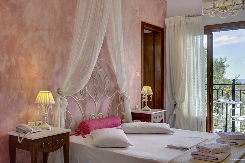 Фото Hotel Agnadi-Horefto