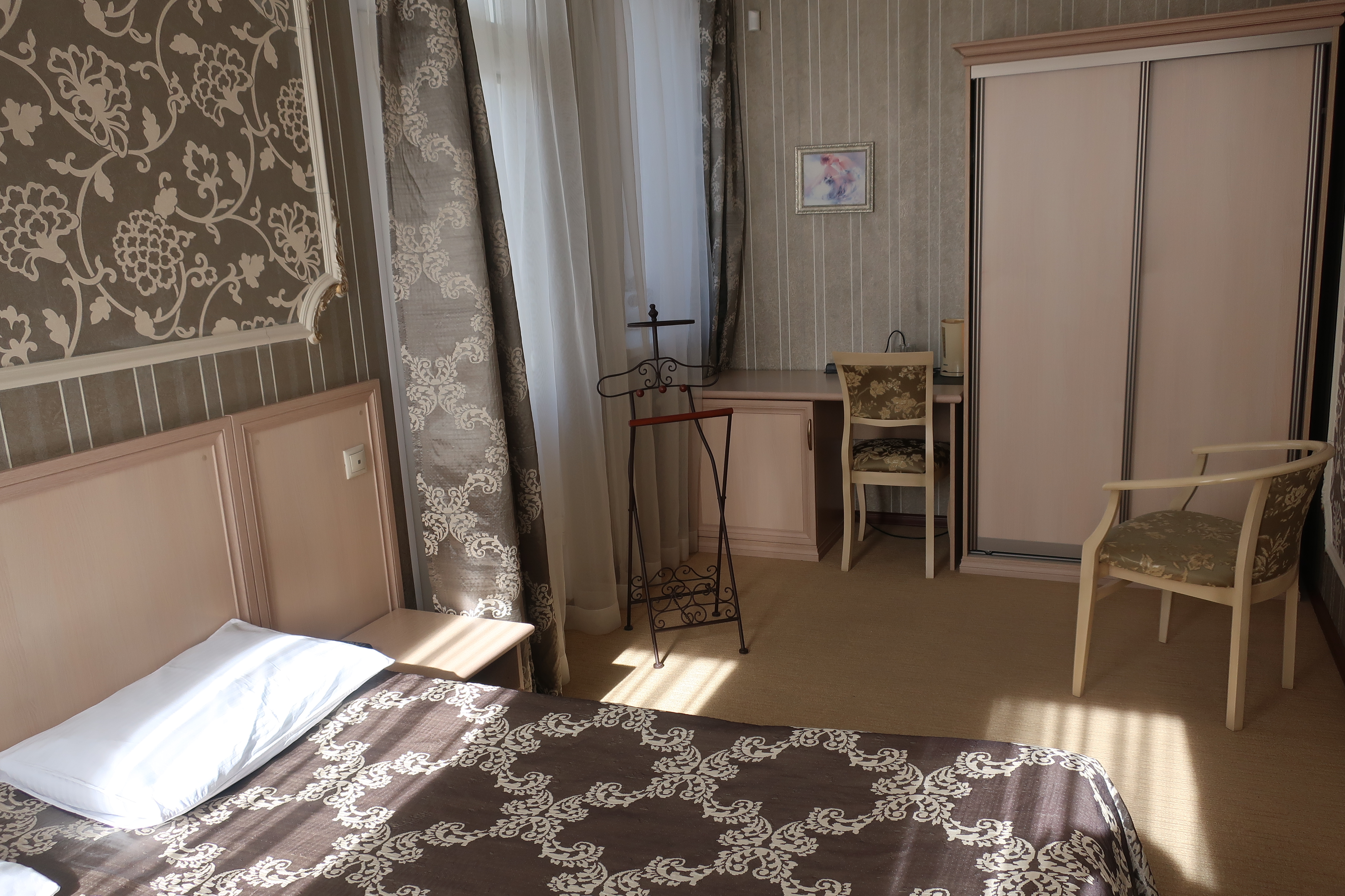 Фото отеля 2