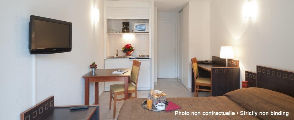 Фото Aparthotel Adagio access Paris Asnieres