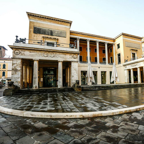 Внешний вид отеля Hotel Grand'Italia в Падуе, фото 1