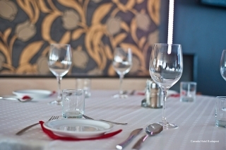Фото Canada Hotel Budapest