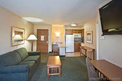 Гостиница Staybridge Suites Detroit-Utica, an Ihg Hotel