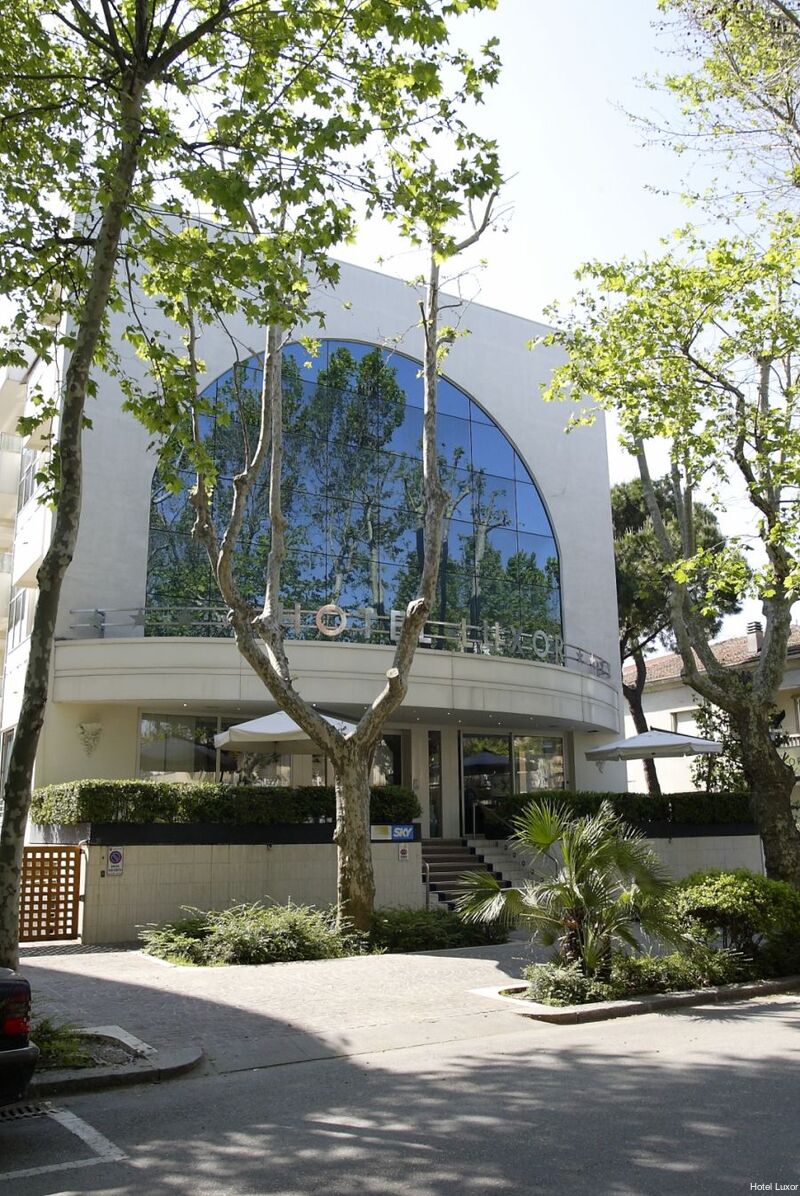 Фото Hotel Luxor