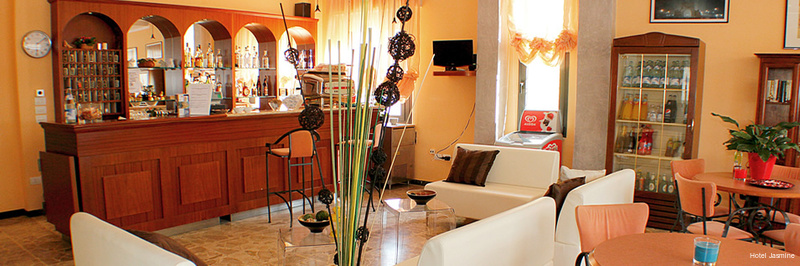 Фото Hotel Jasmine
