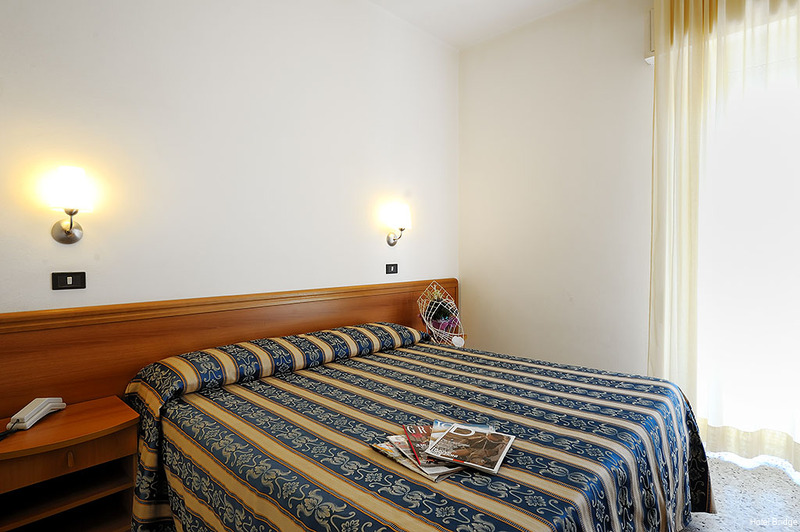 Фото Hotel Bridge