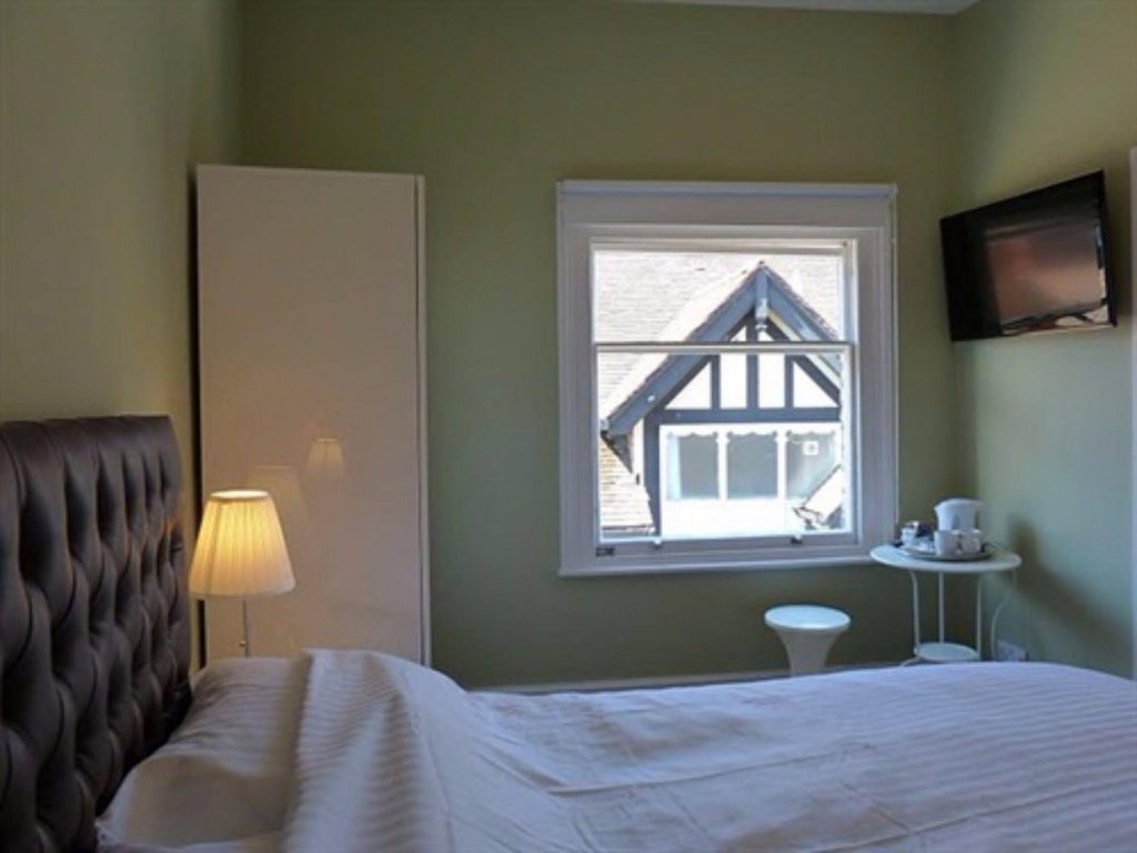 Фото Grosvenor Place Guest House