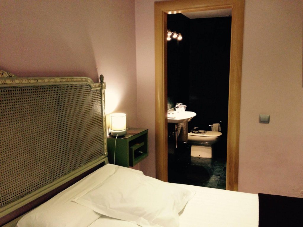 Фото Hotel Conde de Cárdenas