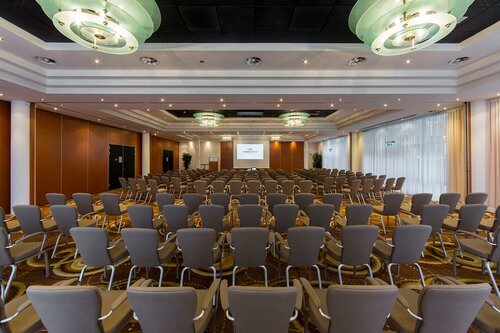 Внешний вид отеля Crowne Plaza Maastricht, an Ihg Hotel в Маастрихте, фото 2