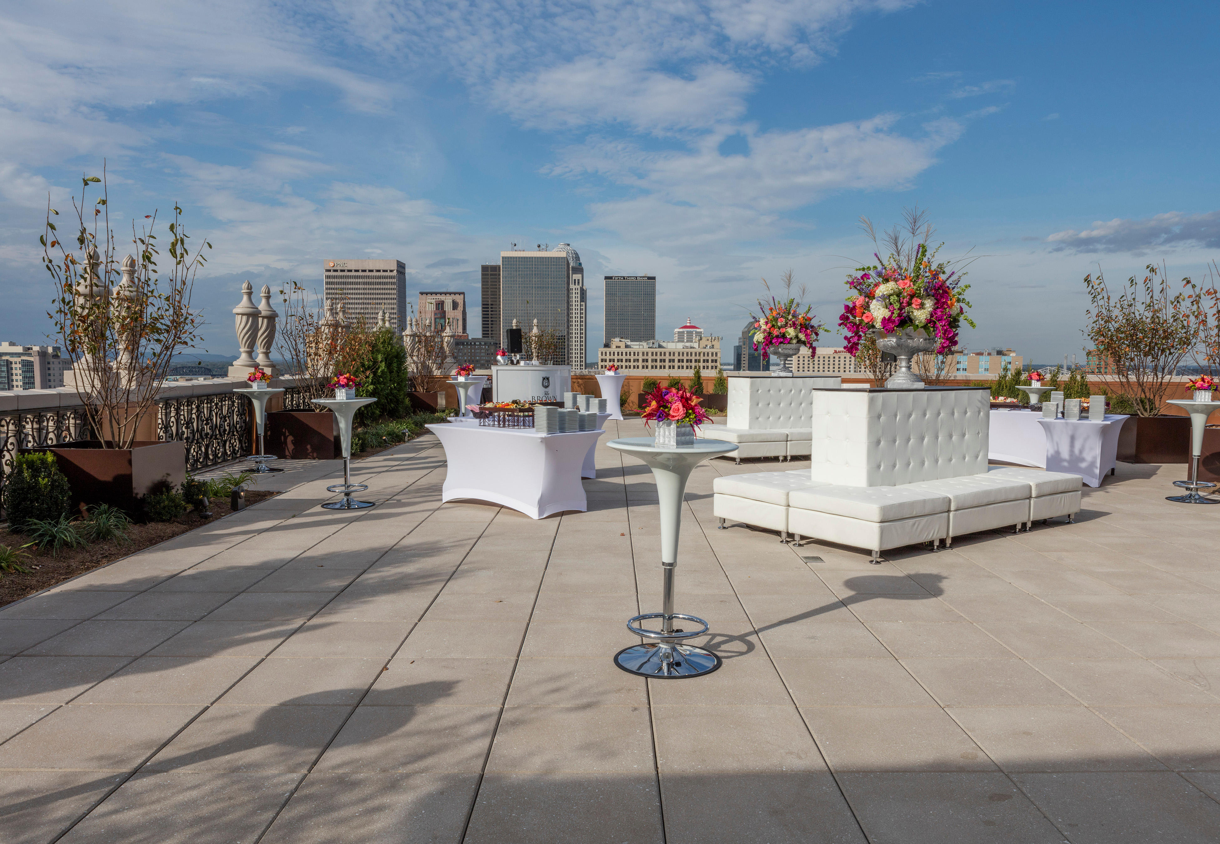 Фото The Brown Hotel