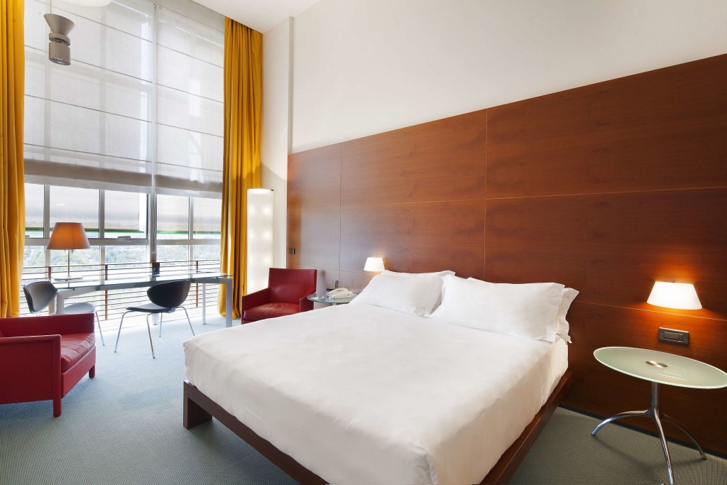 Фото DoubleTree by Hilton Turin Lingotto