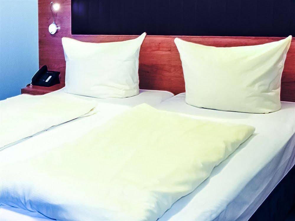 Фото Hotel Expo Frankfurt City Centre