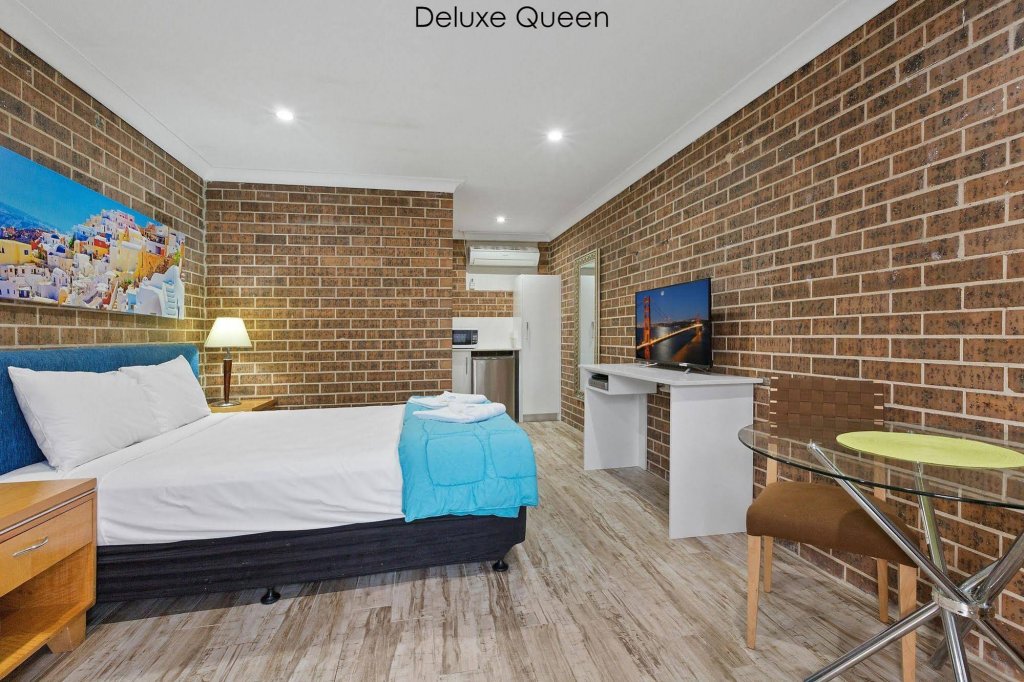 Фото Buccaneer Motel