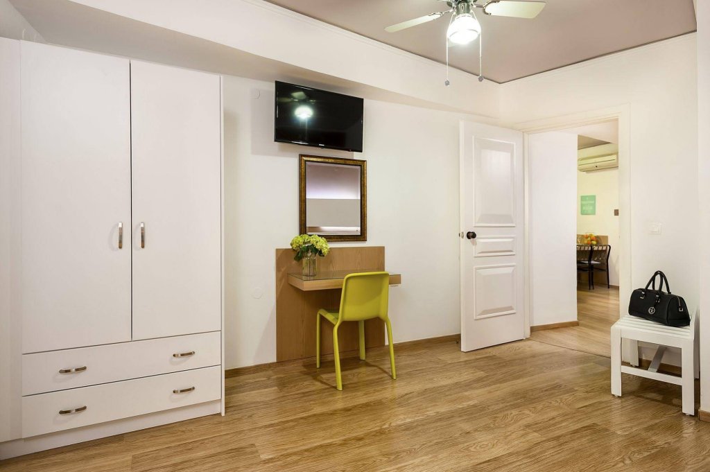 Фото Elina Hotel Apartments