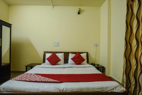 Фото Oyo 12826 Hotel Himgiri