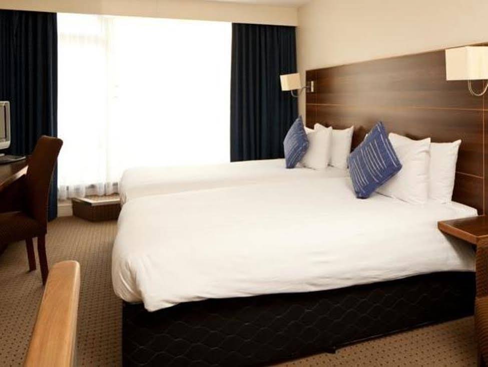 Фото Mercure Brighton Seafront Hotel