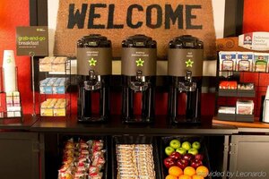 Гостиница Extended Stay America Suites Tampa Airport Spruce Street