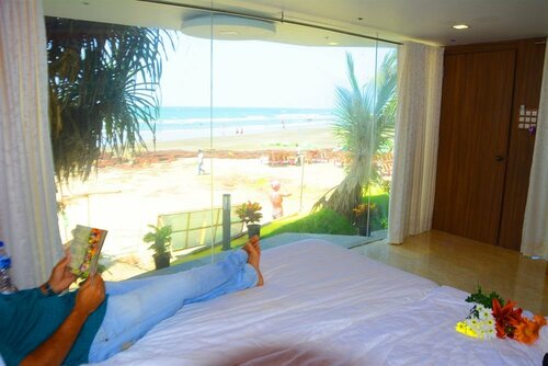 Гостиница Boomerang Beach Resort в Мандреме