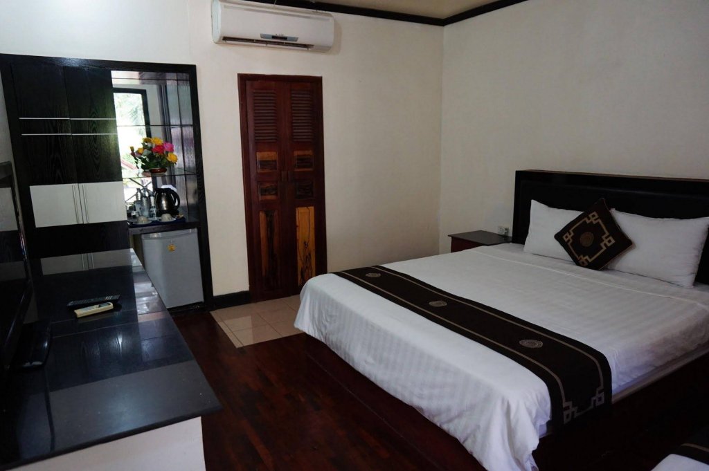 Фото Aaron Vientiane Hotel