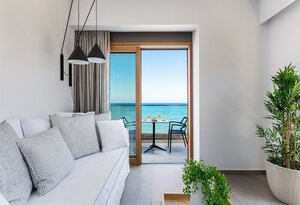 North Coast Seaside Luxury Suites