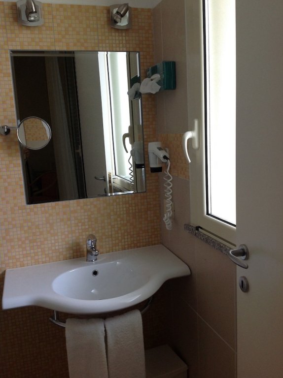 Фото Bellettini Hotel