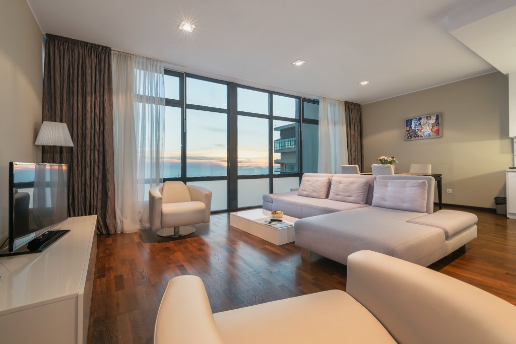 Фото Апарт-отель Юплаза