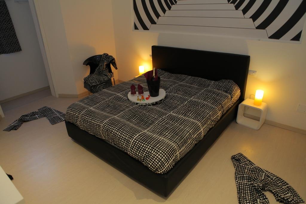 Фото Chroma Octho