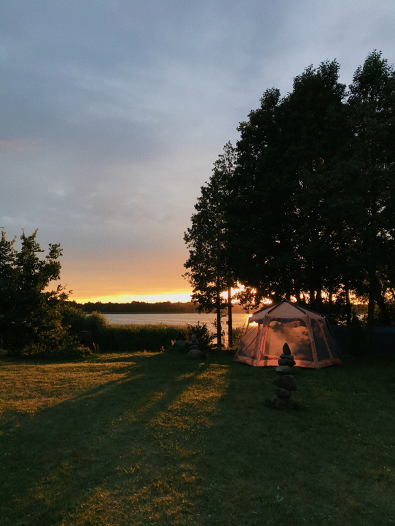 Фото Домик у озера