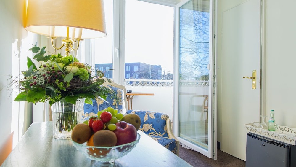 Фото Hotel Holsteiner Hof