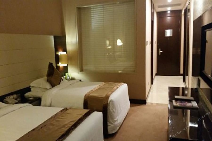 Фото Ritan Hotel Downtown Beijing