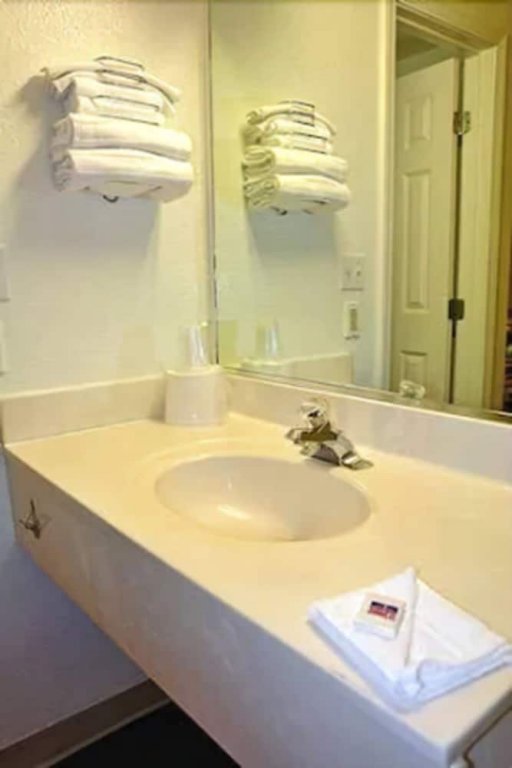 Фото Motel 6 Phoenix, Az - West