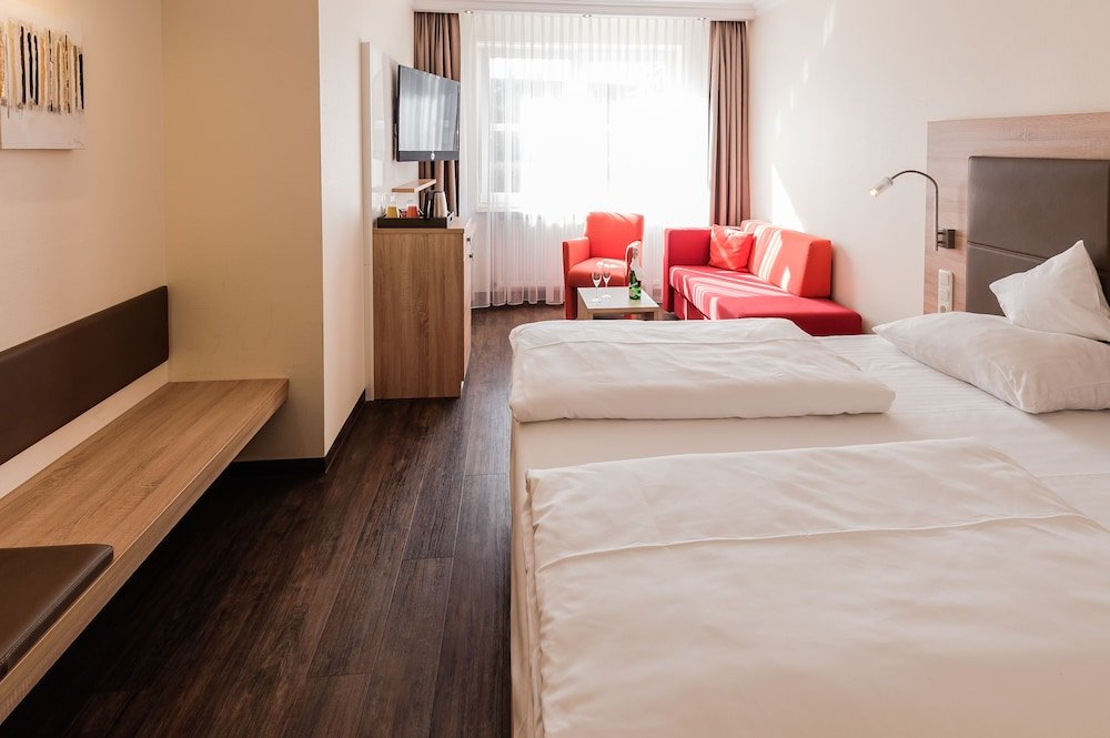 Фото Hotel an der Linah garni