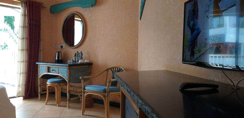 Фото Azure Boutique Resort