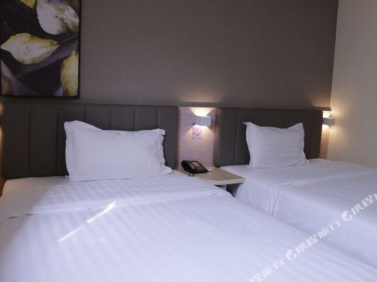 Фото 7 Days Inn Zhuhai Xiangzhou Department Store Branch