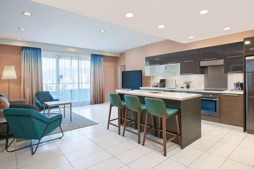 Гостиница Residence Inn Vancouver Downtown в Ванкувере