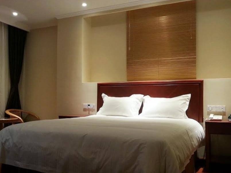 Фото GreenTree Inn Hebei Langfang Bazhou Railway Station West Yingbin Road Express Hotel