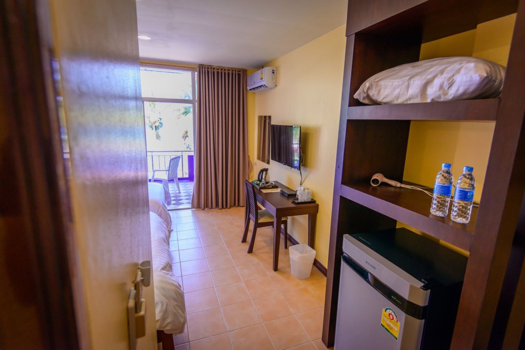 Фото Talay Sai Hotel