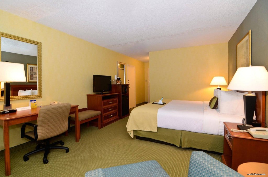 Фото Best Western Tomah Hotel