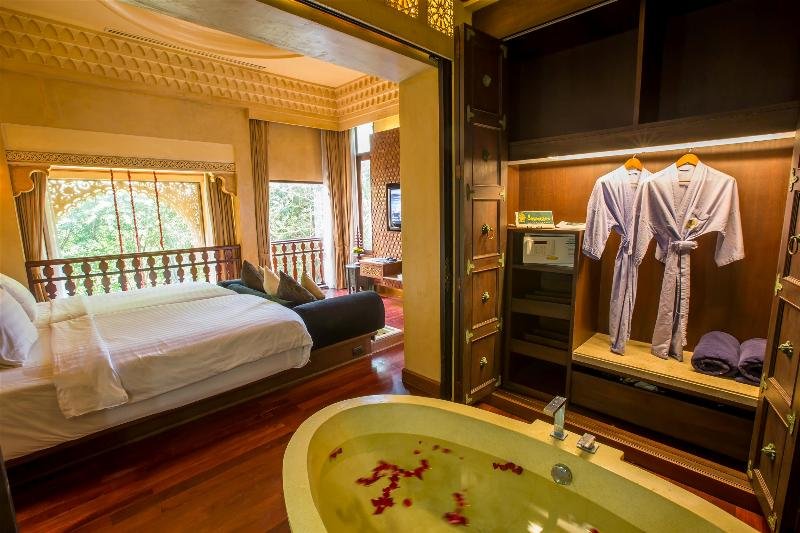 Фото The Baray Villa by Sawasdee Village