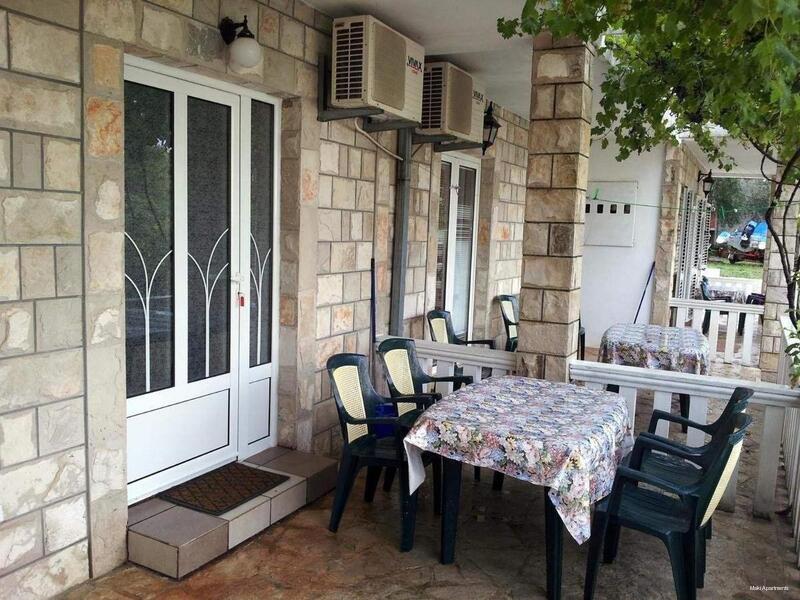 Фото Maki Apartments