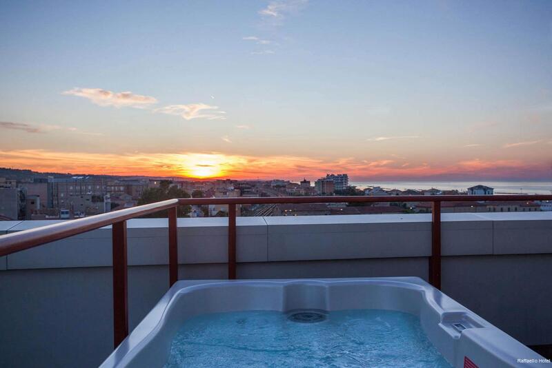 Фото Raffaello Hotel