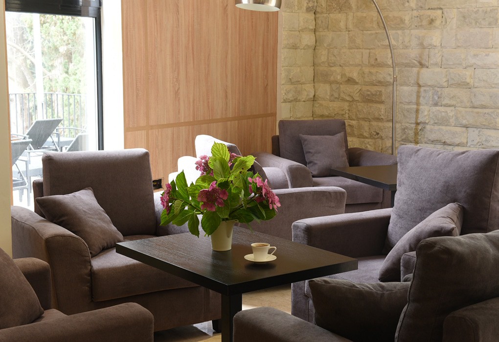 Фото Abaash Hotel Afon