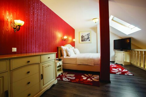 Гостиница DoubleTree by Hilton Hotel Sighisoara - Cavaler в Сигишоаре