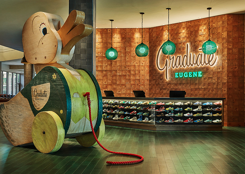 Фото Graduate Eugene