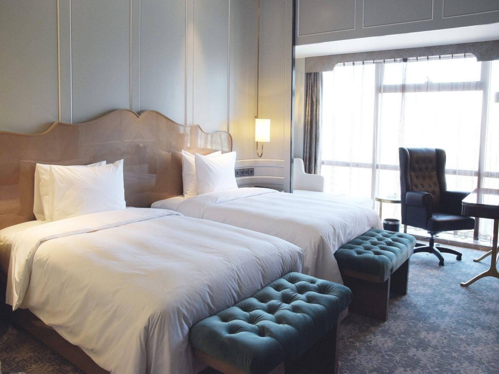 Фото Longemont Hotel Chengdu