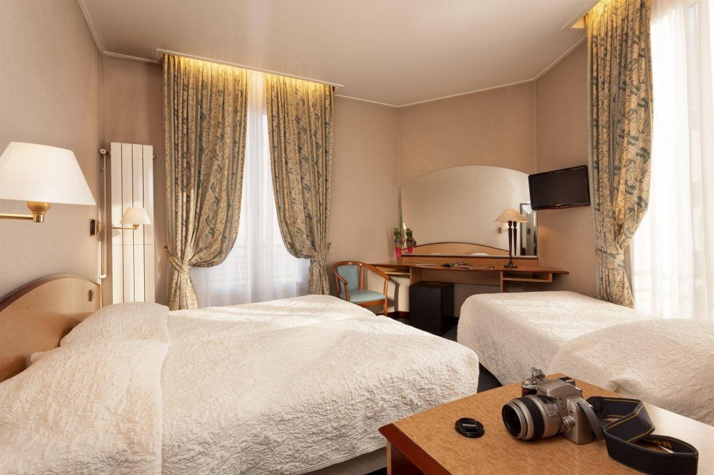 Фото Hotel Virgina