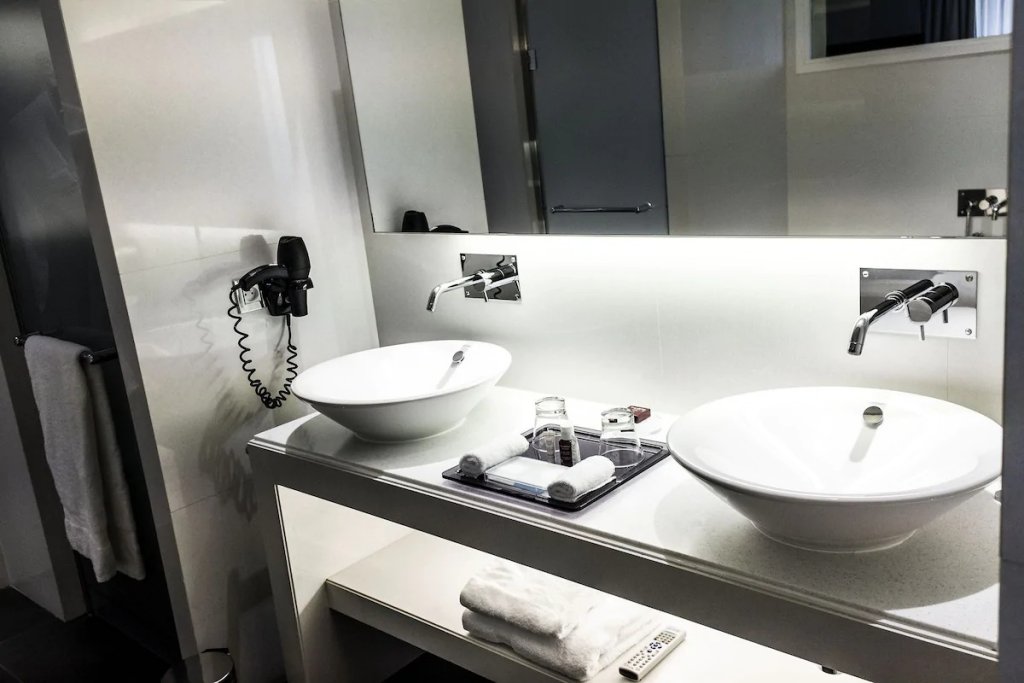 Фото Monte Carlo Bay Hotel & Resort