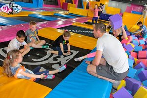 Monkey Trampoline Park (улица Ковпака, 3), entertainment center
